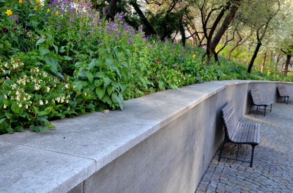 Concrete Retaining Wall Service in Jackson