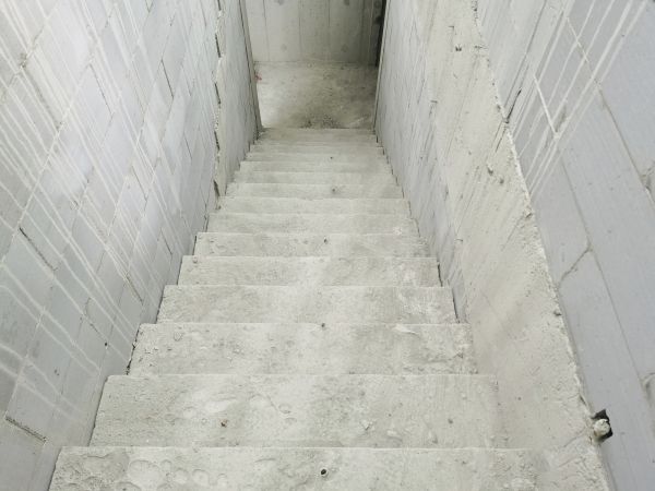 Step Pouring in Jackson
